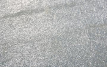 Leckfurin laminate fibreglass or shingles?